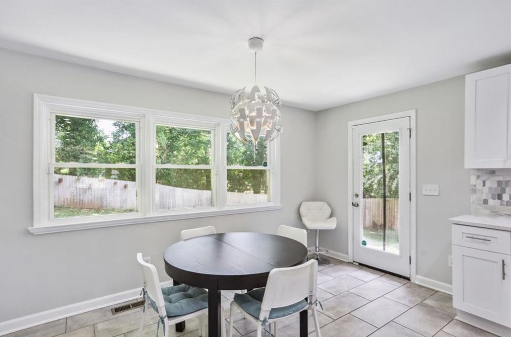 2623 Miriam Ln, Decatur GA  30032-5732 exterior