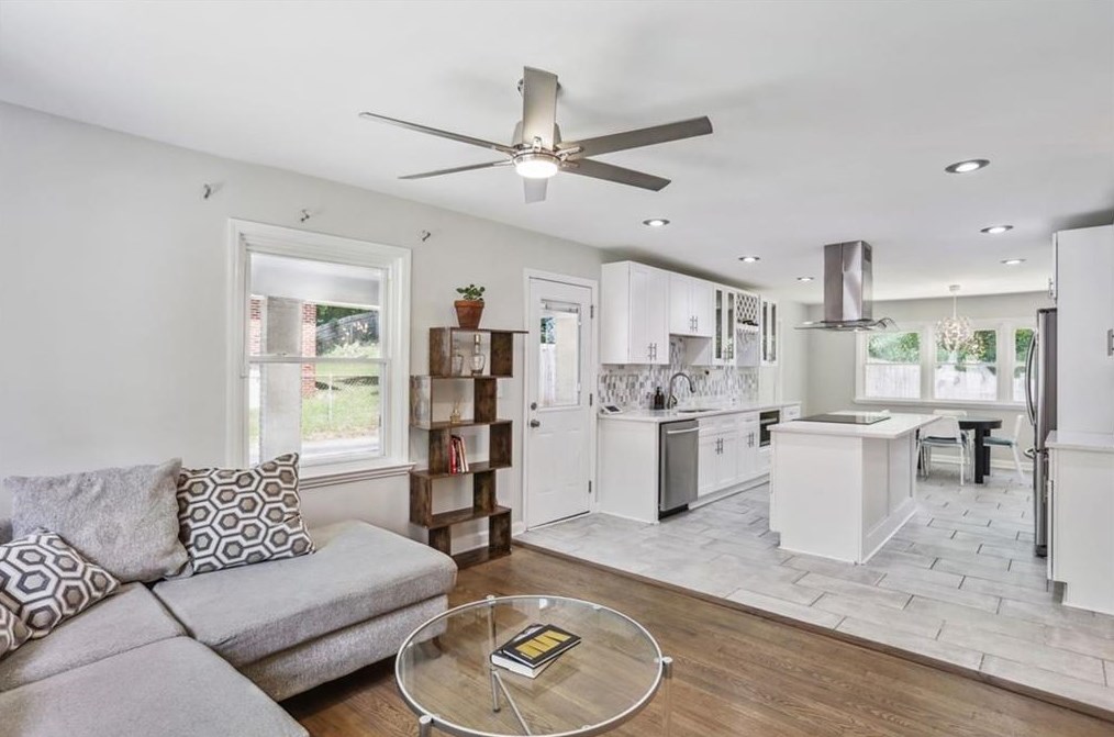 2623 Miriam Ln, Decatur GA  30032-5732 exterior