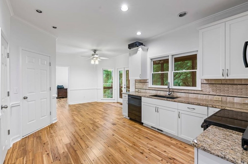 1140 Mayfield Mnr Dr, Alpharetta GA 30009-3196 exterior