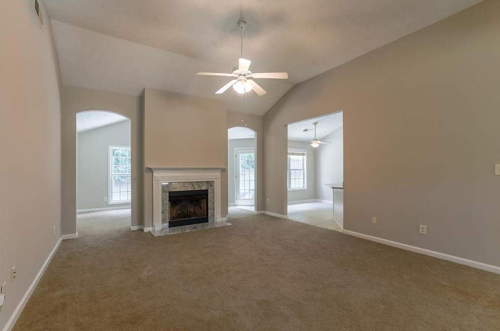 2433 Radcliff Dr, Lawrenceville GA 30043-2002 exterior