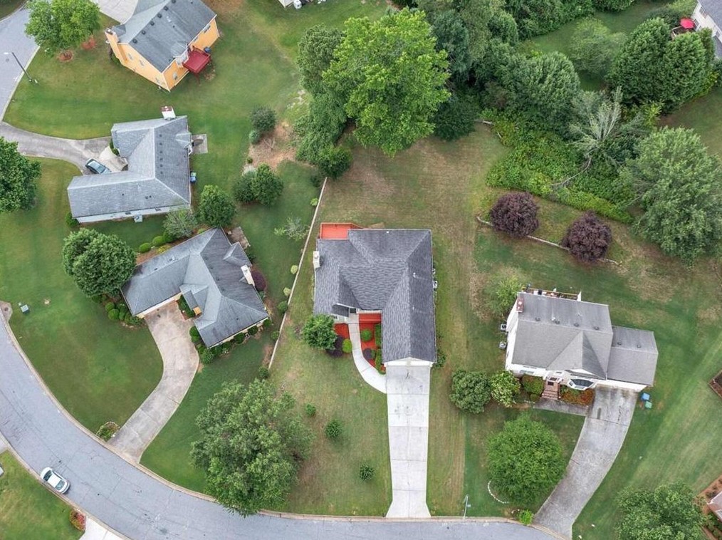 1120 Reunion Pl, Atlanta GA  30331-6356 exterior