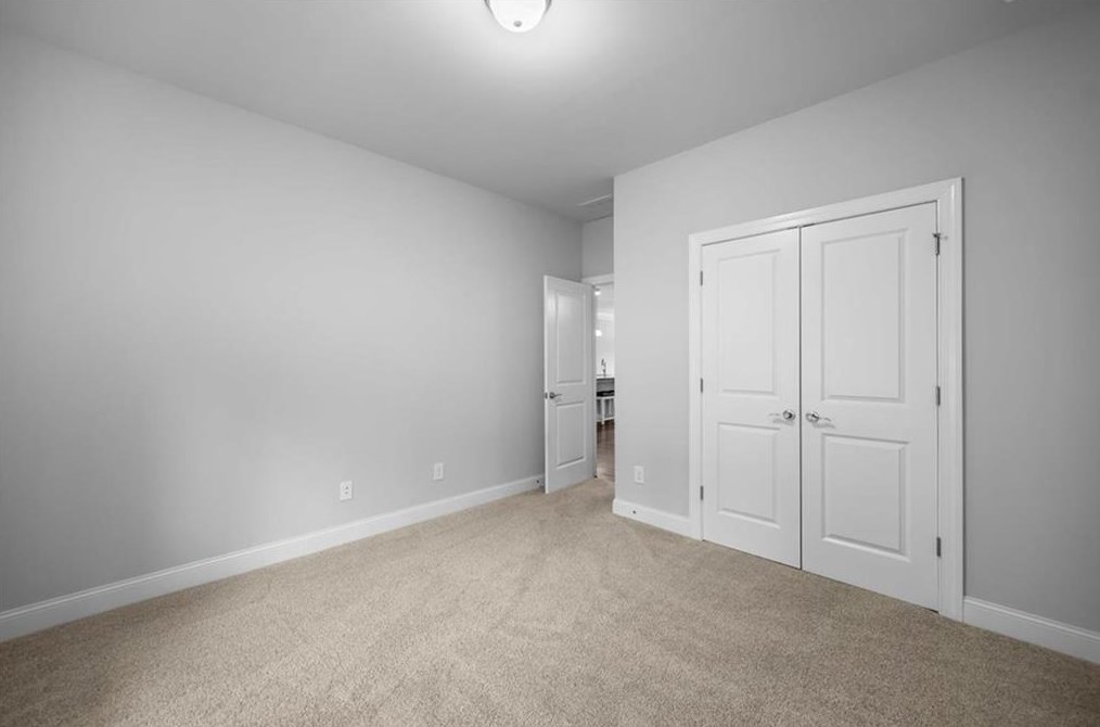 7043 Tree House Way, Flowery Branch GA  30542-7546 exterior