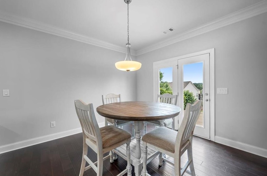 7043 Tree House Way, Flowery Branch GA  30542-7546 exterior