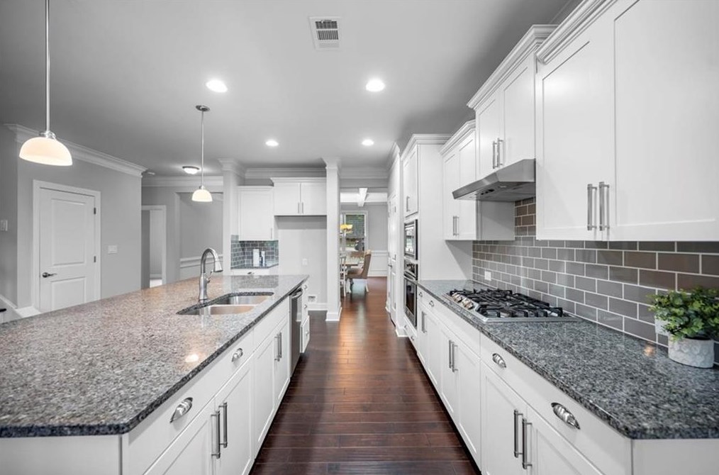 7043 Tree House Way, Flowery Branch GA  30542-7546 exterior