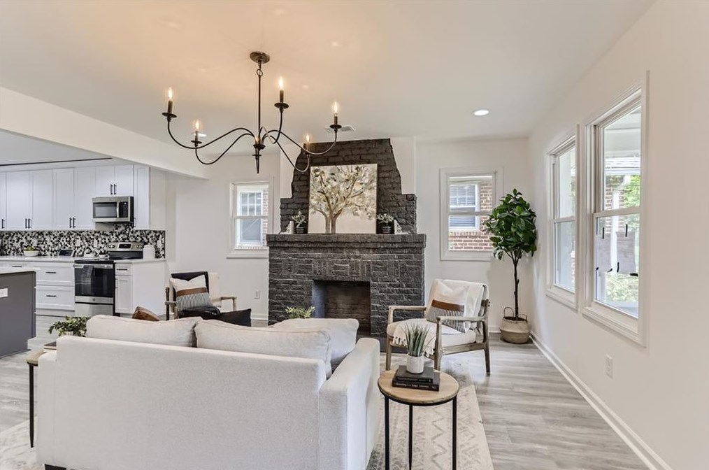 319 Greenwood Ave, Decatur GA  30030-3618 exterior