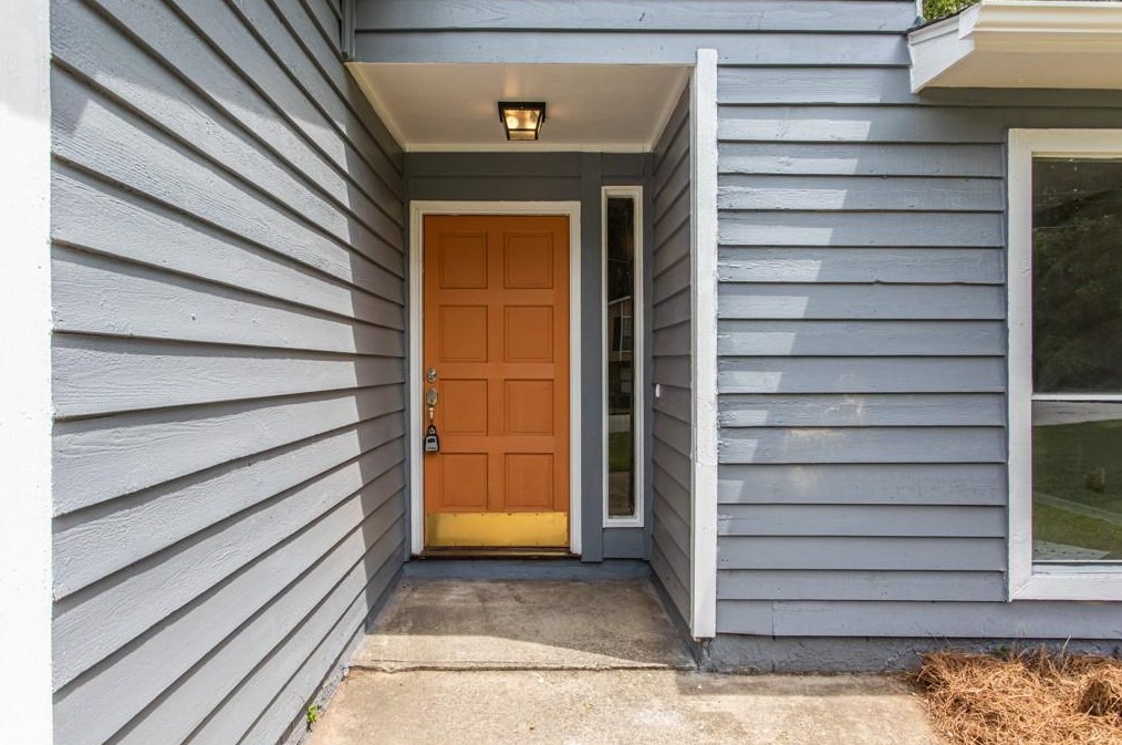 3696 Riverchase Ter, Decatur GA  30034-4875 exterior