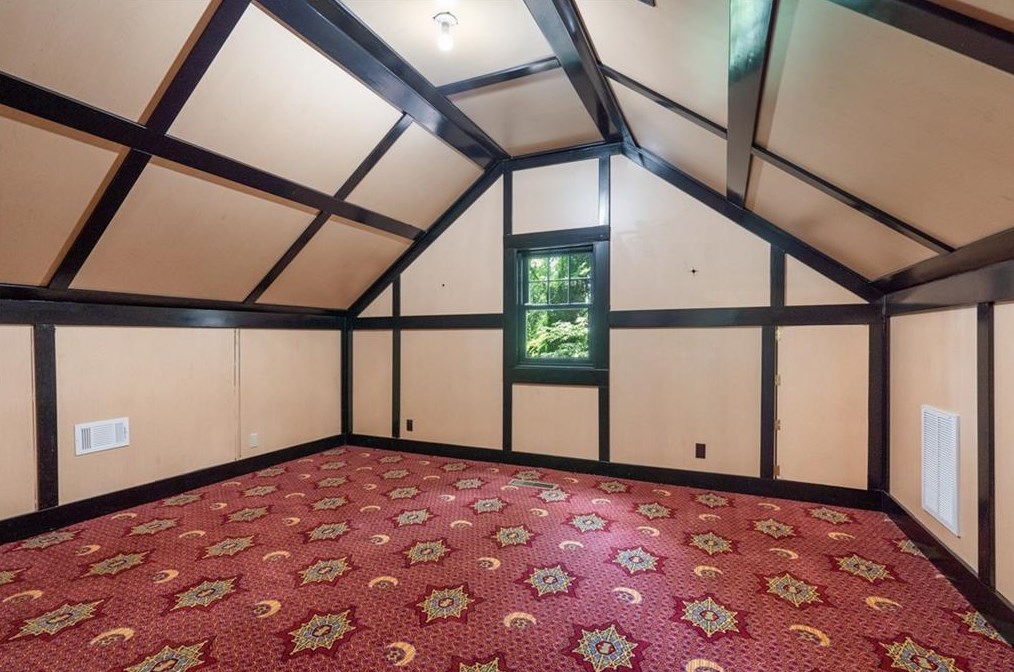 2665 Northside Dr, Atlanta GA  30305-3515 exterior