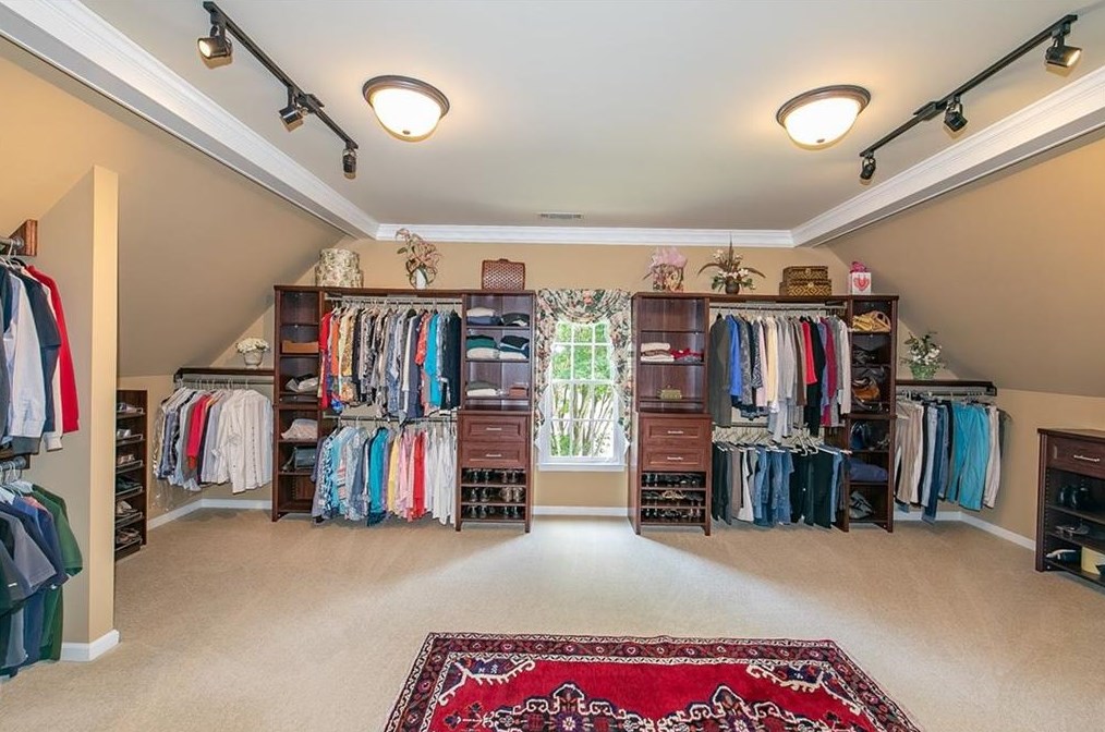 2040 Bent Crk Mnr, Alpharetta GA exterior