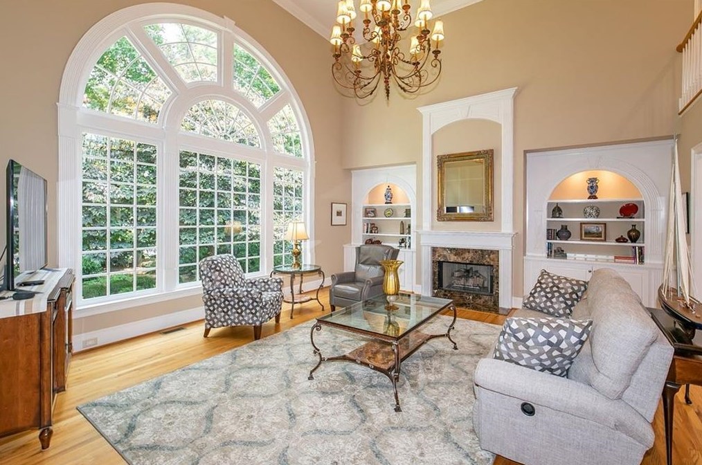 2040 Bent Crk Mnr, Alpharetta GA exterior