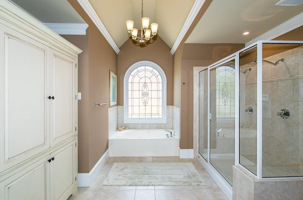 2040 Bent Crk Mnr, Alpharetta GA exterior