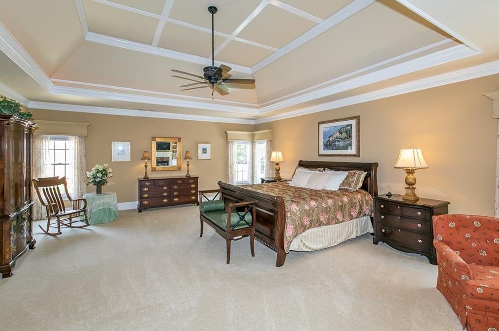 2040 Bent Crk Mnr, Alpharetta GA exterior