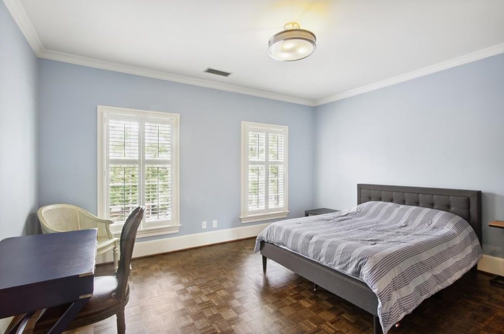403 Townsend Pl, Atlanta GA  30327-3037 exterior