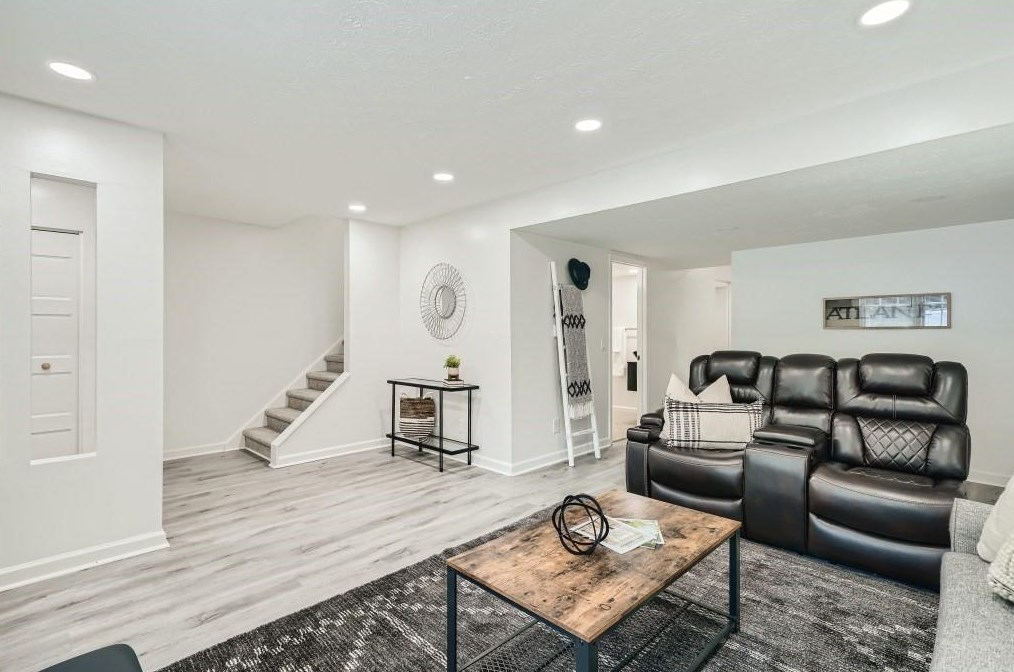 2103 Simsbury Ln, Atlanta GA 30338-6511 exterior