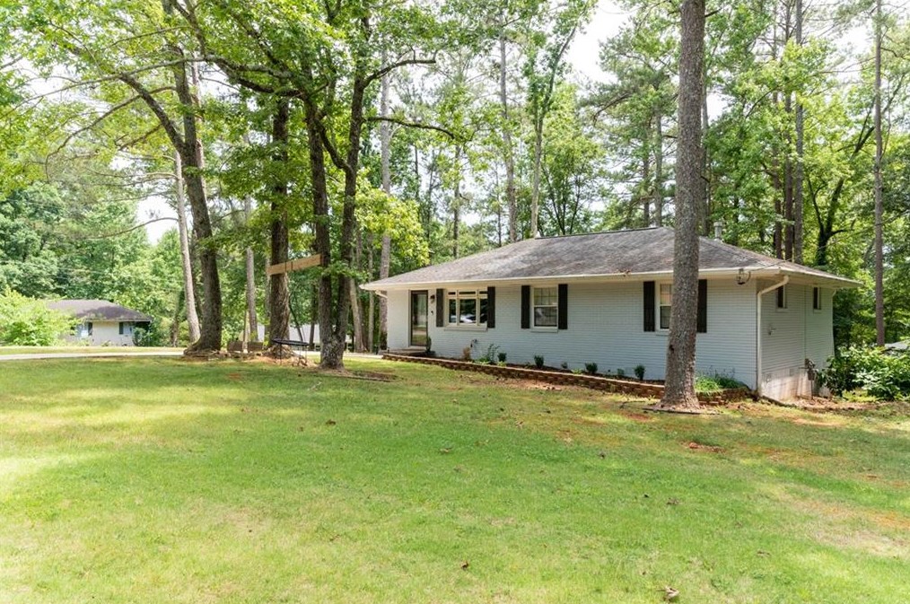 3490 Larkspur Ter, Decatur GA  30032-4841 exterior