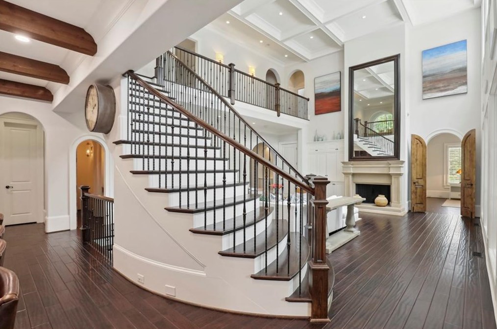 37 Wieuca Rd, Atlanta GA  30342-3217 exterior