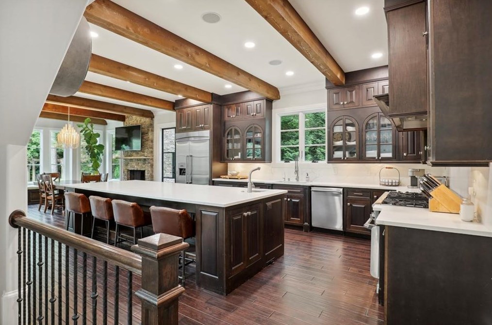 37 Wieuca Rd, Atlanta GA  30342-3217 exterior