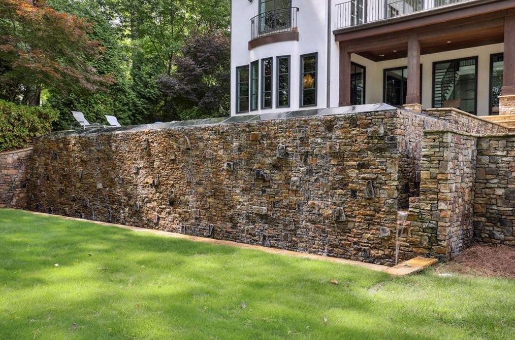 37 Wieuca Rd, Atlanta GA  30342-3217 exterior