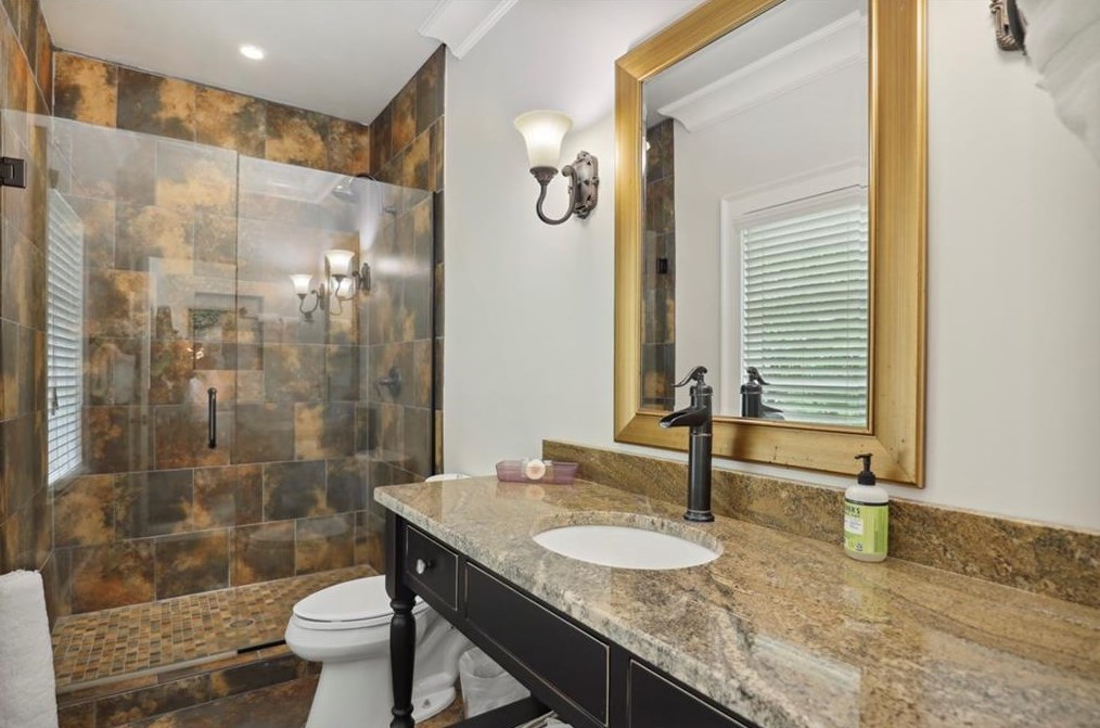 37 Wieuca Rd, Atlanta GA  30342-3217 exterior
