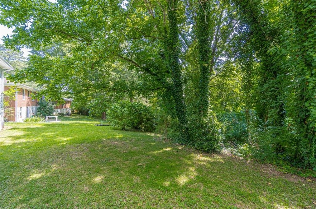 2175 Glendale Dr, Decatur GA  30032-5809 exterior