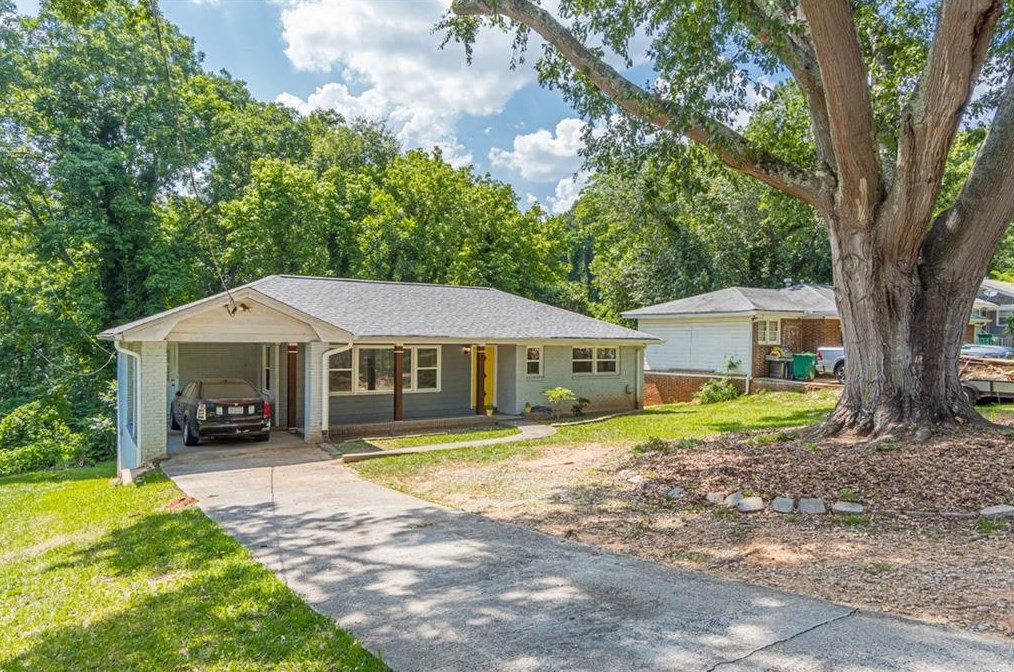 2175 Glendale Dr, Decatur GA  30032-5809 exterior