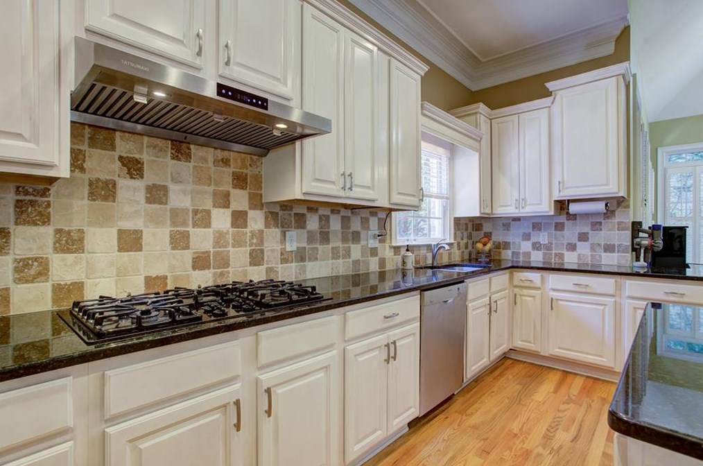 3766 Wescott Cv, Atlanta GA  30319-1625 exterior