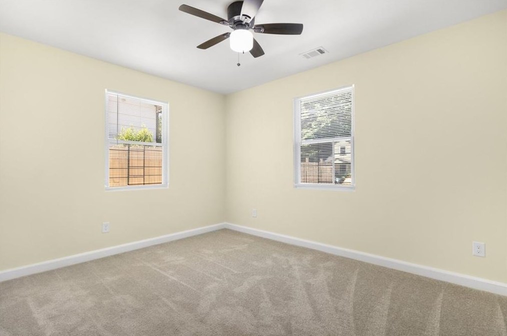 1132 Oak Knoll Ter, Atlanta GA  30315-5214 exterior