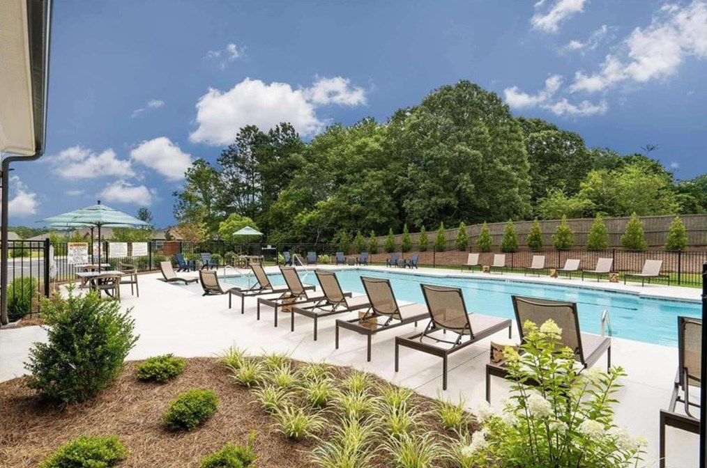 105 Sheridan Dr, Atlanta GA  30305-3103 exterior