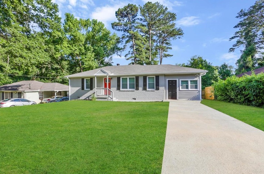 2553 Habersham Dr, Decatur GA  30032-5654 exterior