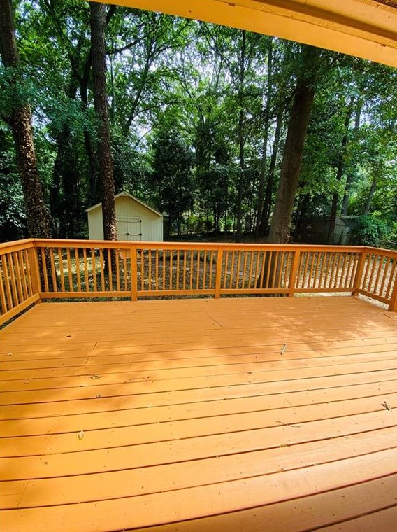 1498 Sanden Ferry Dr, Decatur GA  30033-3323 exterior