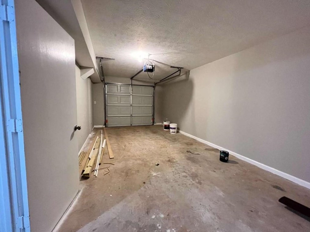 3785 Glen Mora Dr, Decatur GA  30032-5142 exterior