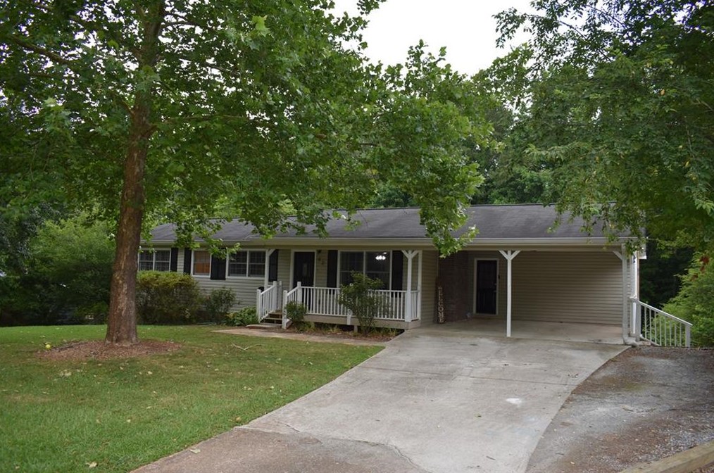 92 Timber Pass, Dallas GA  30157-5275 exterior