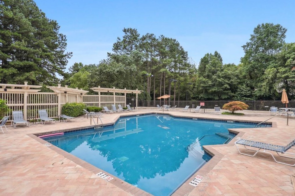 61 Middleton Ct, Smyrna GA  30080-8053 exterior