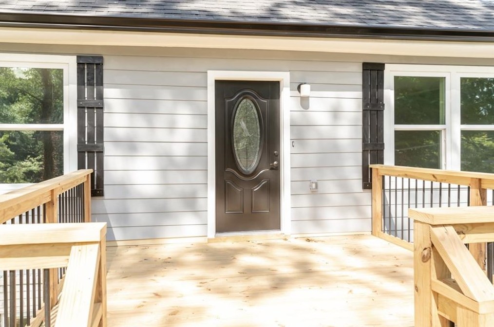 2689 Rainbow Forest Dr, Decatur GA  30034-1922 exterior