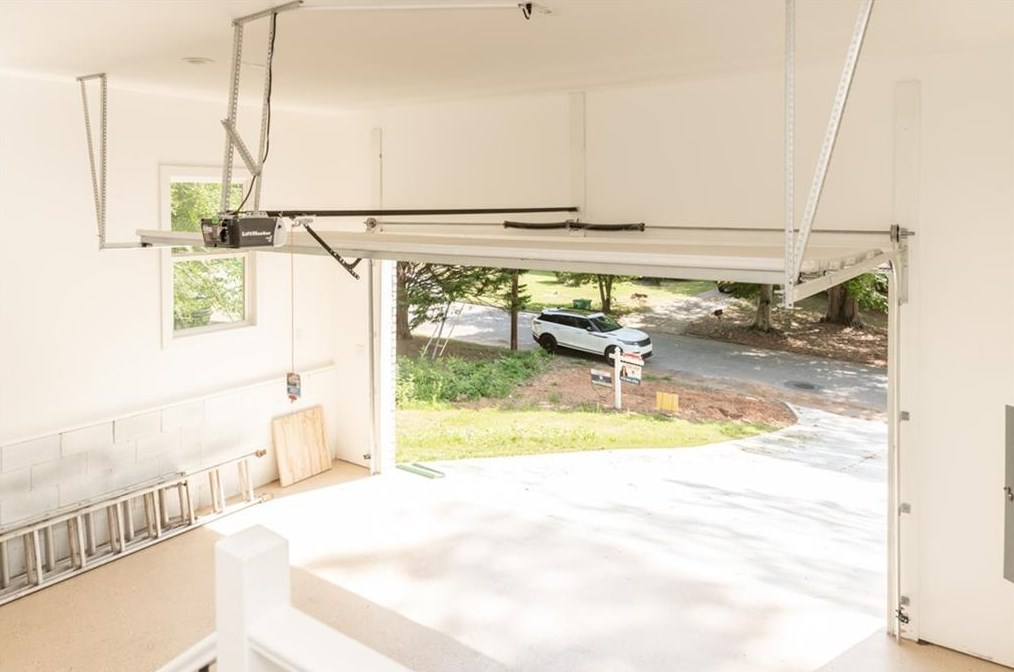 2689 Rainbow Forest Dr, Decatur GA  30034-1922 exterior