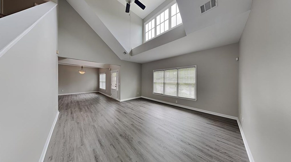 1784 Hollingsworth Blvd, Atlanta GA  30318-4007 exterior