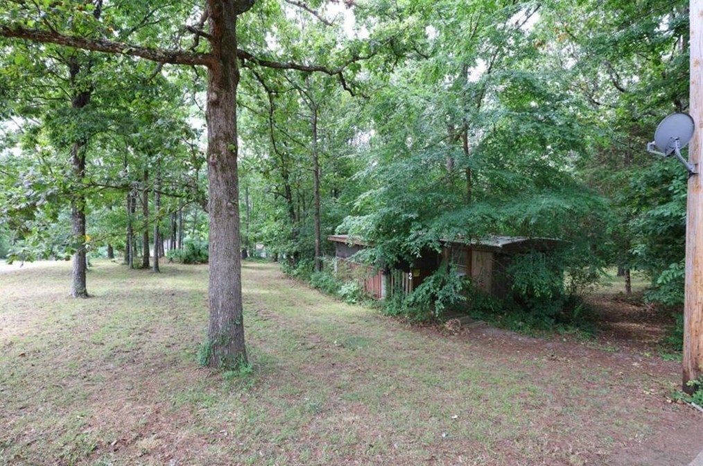 2 Allatoona Woods Trl, Acworth GA  30102-6722 exterior