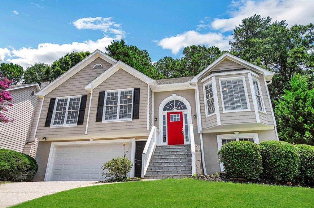 662 Overlook Wood Way, Lawrenceville GA  30043-6258 exterior