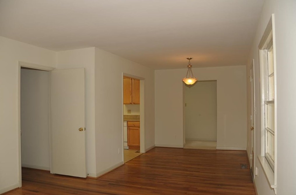 3174 Vine Cir, Decatur GA  30033-5109 exterior