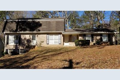 4099 Central Dr Stone Mountain Ga 30083 Mls 6508907 Coldwell