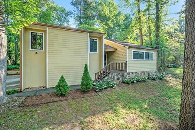 5166 Post Rd Pass Stone Mountain Ga 30088 Mls 6556016