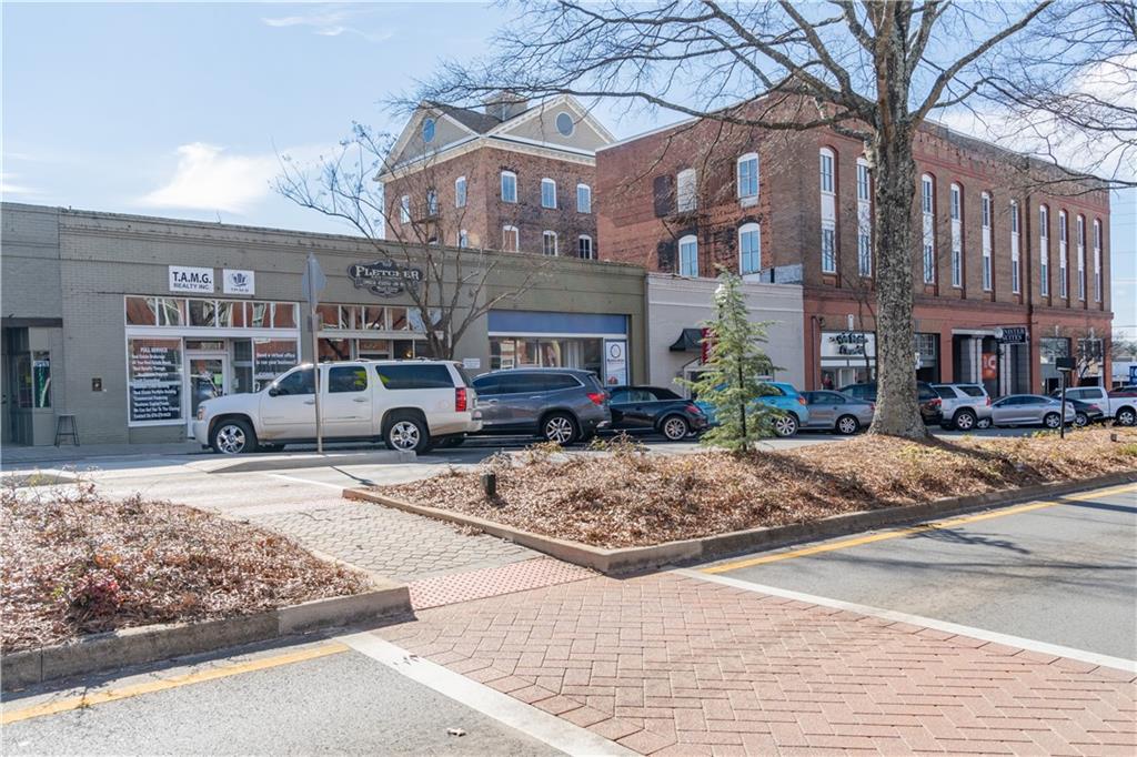 120 W Solomon St, Griffin, GA 30223 MLS 6994395 Coldwell Banker