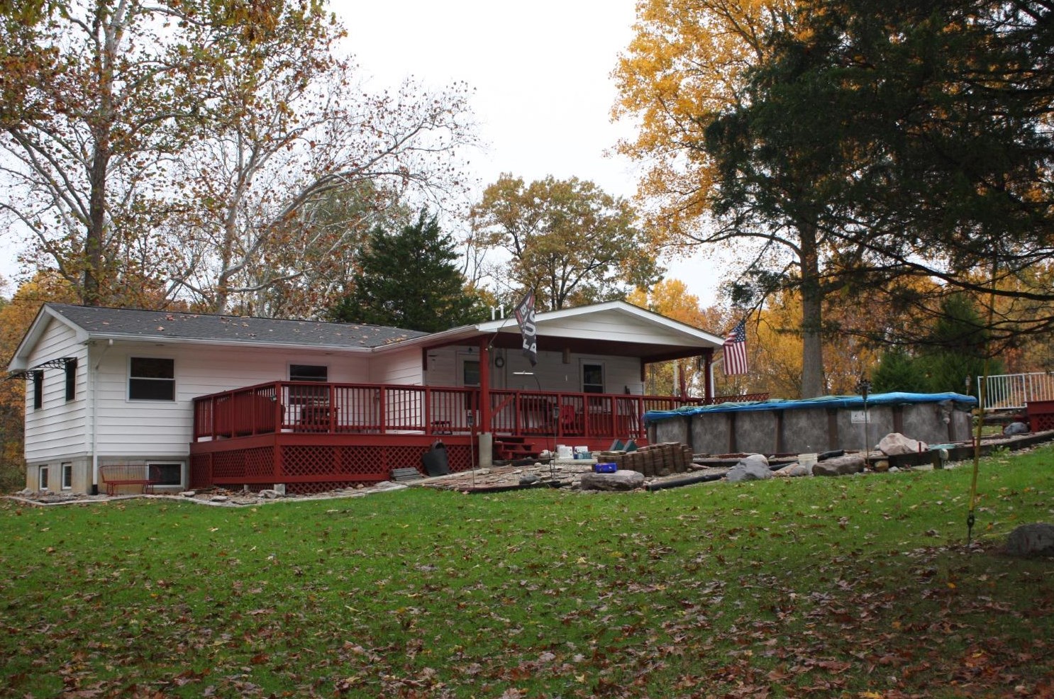 17066 Mcguire Rdg Rd, Buena Vista IN  47024-9731 exterior