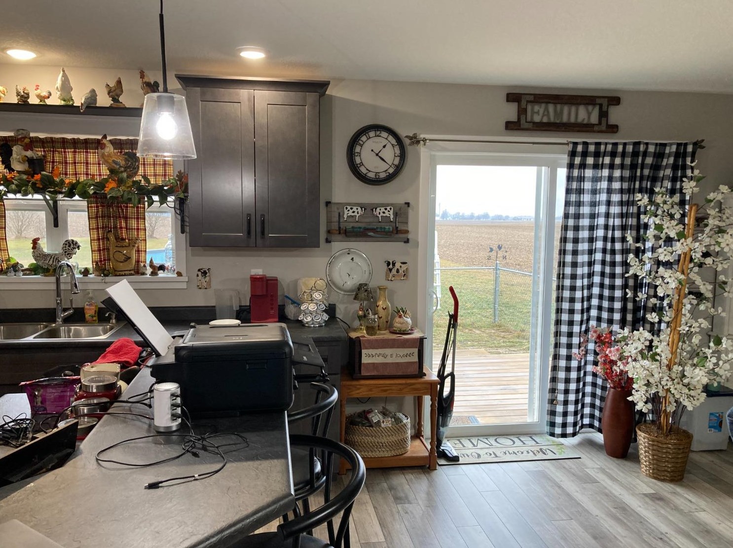 7952 State Rd 25, Rochester IN 46975-7517 exterior