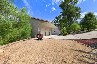 20072 Cravenhurst Drive, Lawrenceburg, IN 47025 - Photo 59