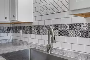 221 E 9th St, Connersville, IN 47331 - Photo 13