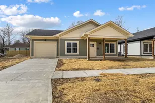 221 E 9th St, Connersville, IN 47331 - Photo 3