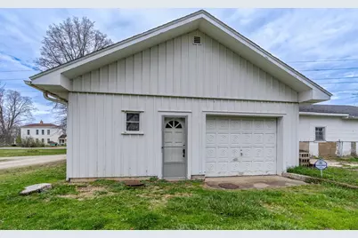 501 E Alquina Road, Connersville, IN 47331 - Photo 11