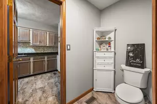 6813 E Co Rd 200 N, Greensburg, IN 47240 - Photo 15