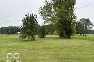 321 E Santee Dr, Greensburg, IN 47240 - Photo 1