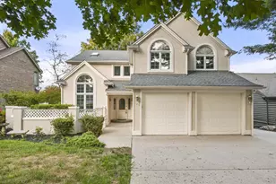 20422 Matterhorn Dr, Lawrenceburg, IN 47025 - Photo 1